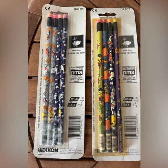 NOS Vintage Halloween Looney Tunes Pencils Warner Bros. 2 Pack New - Picture 10 of 14
